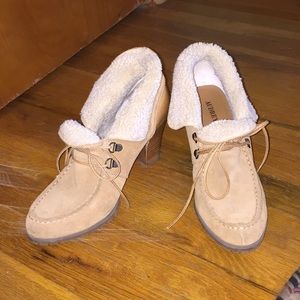 Audrey Brooke Roxy2 booties